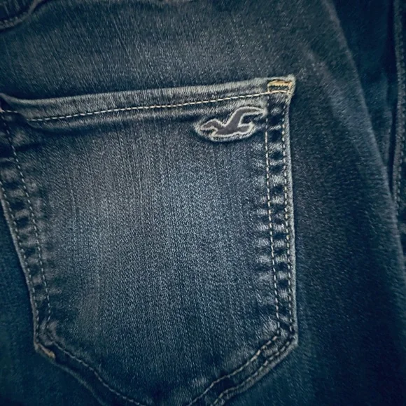 Hollister High-Rise Blue Jean Leggings - Picture 3 of 5